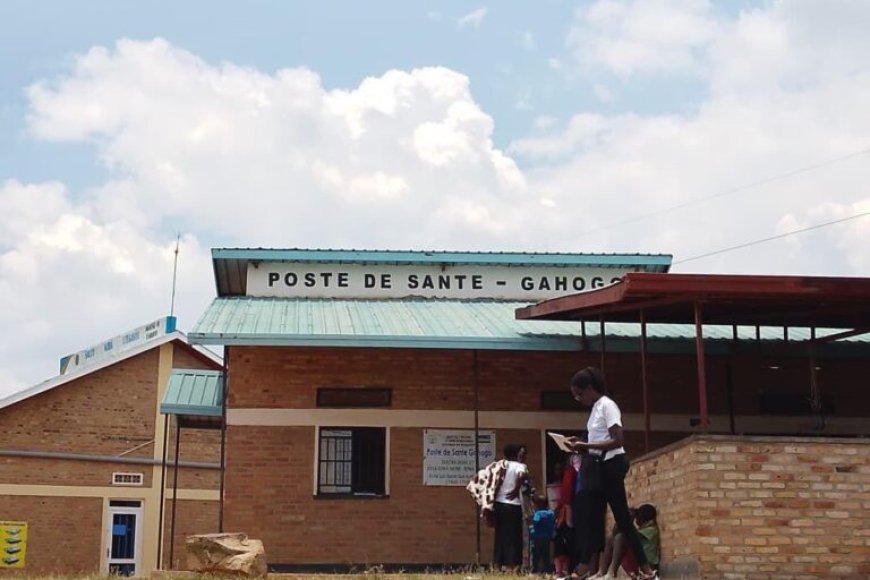 Muhanga: Barinubira serivisi mbi bahabwa ibasaba amasaha arenze 8 bategereje kuvurwa