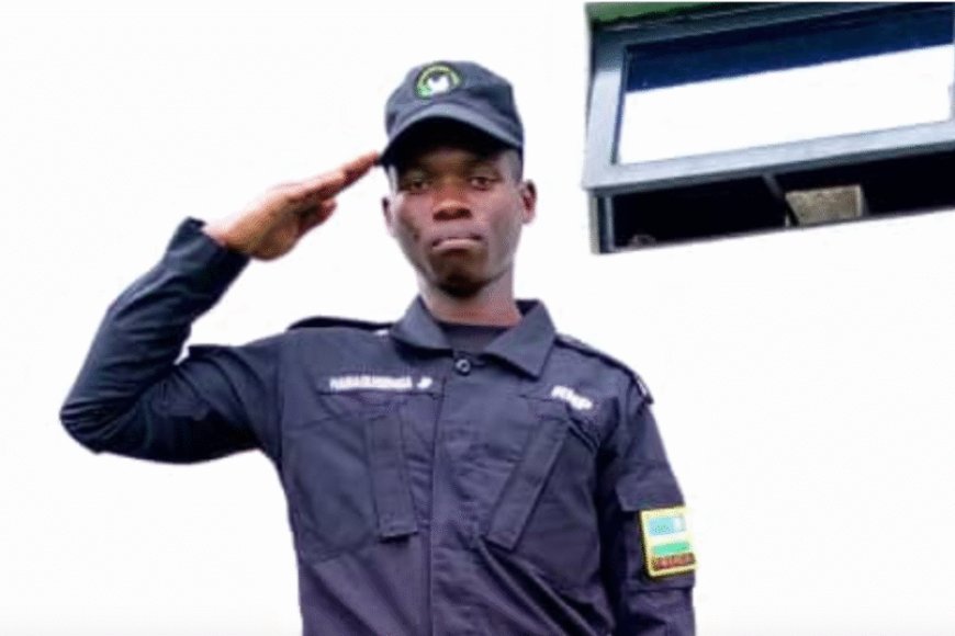 Umupolisi yagongewe mu kazi na moto bimuviramo gupfa