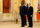 Amb Gen Maj Nzabamwita yashyikirije Perezida Putin impapuro zo guhagararira u Rwanda mu Burusiya