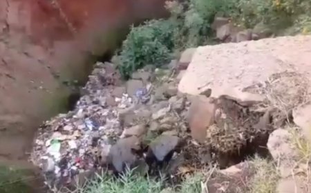 Rusizi: Bahangayikishijwe n'icyobo bivugwa ko cyatewe n'amazi ava mu ruganda