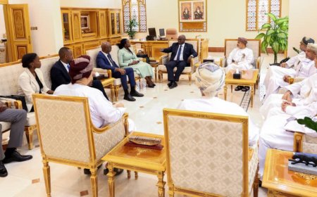 Minister Nduhungirehe Holds Talks with Omani Counterpart on Transport, Logistics and ICT Cooperation