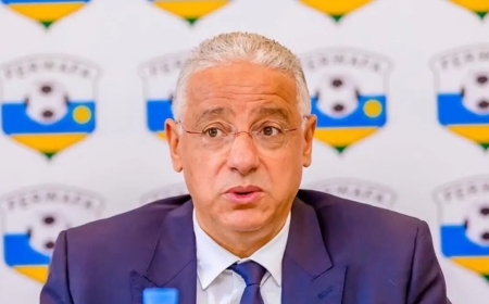 Ibyo ni ibihuha! Umutoza Adel Amrouche ntaho yagiye