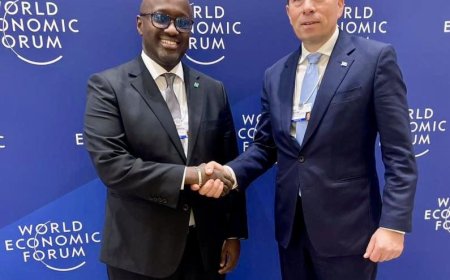 Min. Nduhungirehe yaganiriye n’umuyobozi mukuru wa OCHA ku bibazo by’ubutabazi mu karere