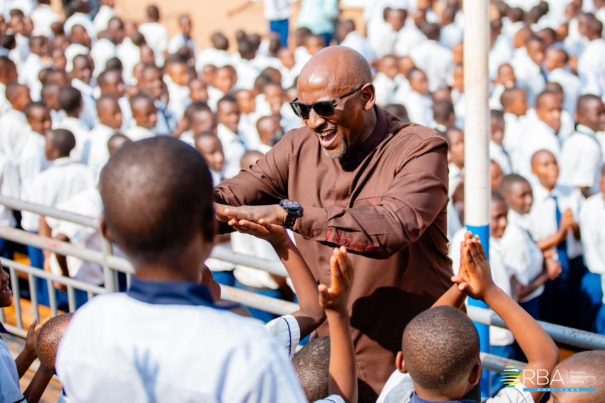 Minister Nsengimana Launches #FresheriKuIshuri Campaign to Promote Hygiene Culture in Rwandan Schools