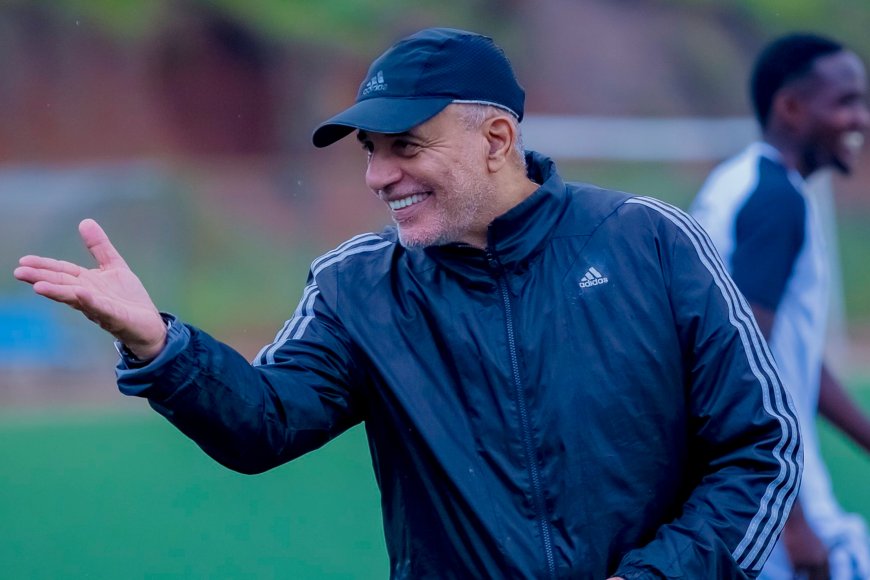 Umutoza wa APR FC ashaka gutsinda Al Merrikh SC yanayirushije gutambaza umupira