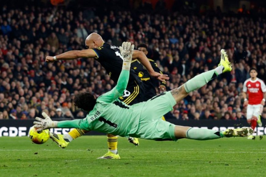 Abakinnyi ba Manchester United banze gusubiza Arsenal FC hanze y'ikibuga bategereza umukino