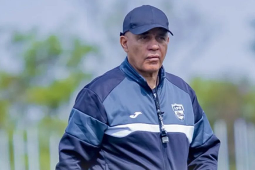 Abderrahim Taleb uryohewe no kuba muri APR FC nta gikombe ashaka gusiga inyuma