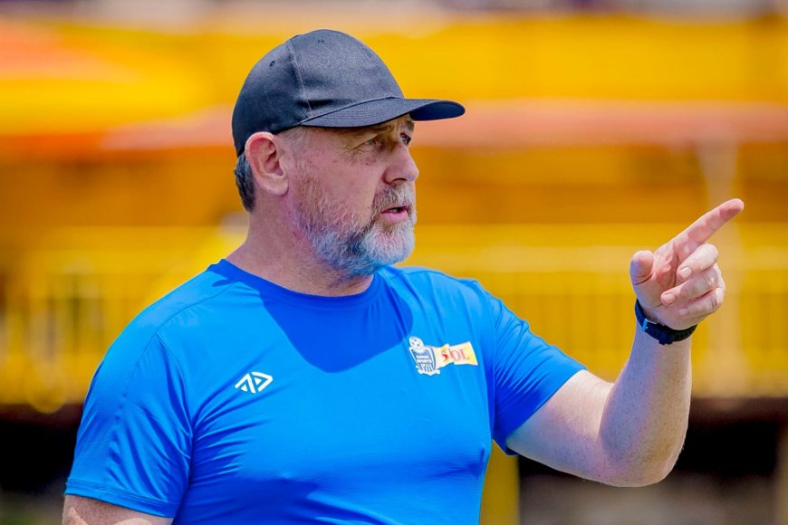 Igitutu cy’abafana ba Rayon Sports ntacyo gitwaye Bruno Ferry uri gutsindwa cyane