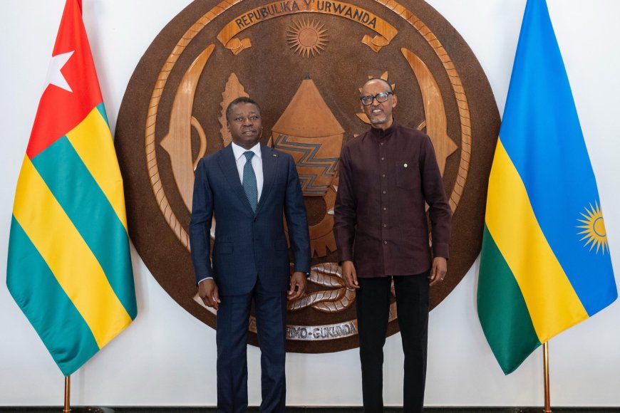 Perezida Kagame yaganiriye na Faure Gnassingbé ku ntambara yo muri RDC
