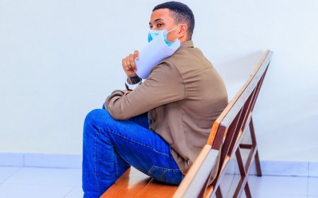 Afite ababyeyi barwaye 'Stroke', umwana muto n'ubucuruzi: Ingingo za DJ Toxxyk mu rw'Ubujurire