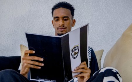 Nyuma y’amagorane, APR FC yasinyishije Ishimwe Abdoul wakinaga muri Mukura VS