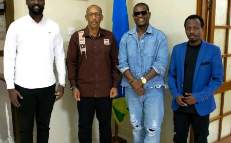 Bruce Melodie yamurikiye Ambasaderi Nyamvumba imishinga afite