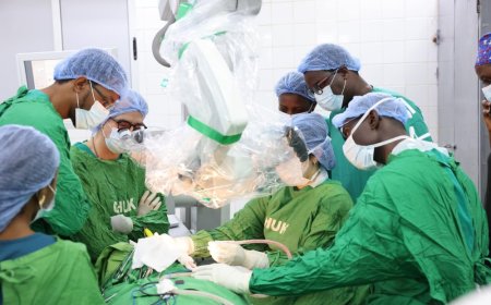 Ku nshuro ya mbere abarwayi b’igicuri barindwi babagiwe mu Rwanda