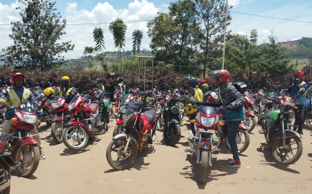 Kamonyi: Polisi yakebuye abamotari batwara ibitemewe