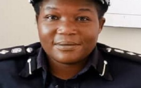 Uganda: Abakobwa babiri batawe muri yombi bazira gusomana mu ruhame