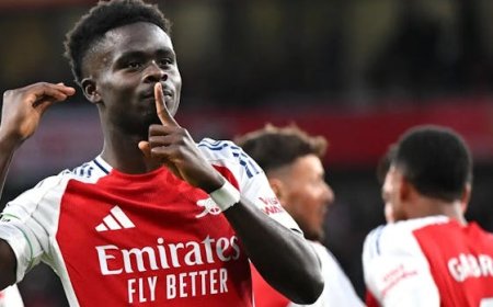 Bukayo Saka yarijijwe bikomeye n’ababyeyi be 