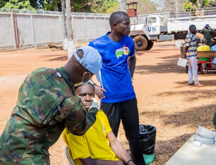Rwandan peacekeepers provide free medical care to prisoners in Central African Republic