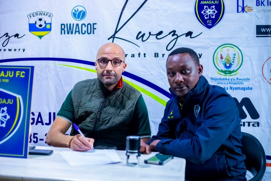 Amagaju FC yasinyishije umutoza watoje muri Young Africans