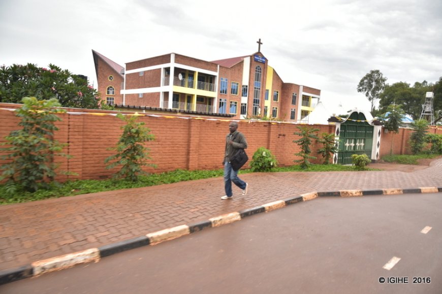 Nyarugenge: Abajura babiri bibye abaturage bihisha muri ruhurura, bigorana kubakuramo