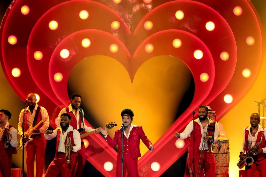 Abakurikira Grammy Award bari gukendera