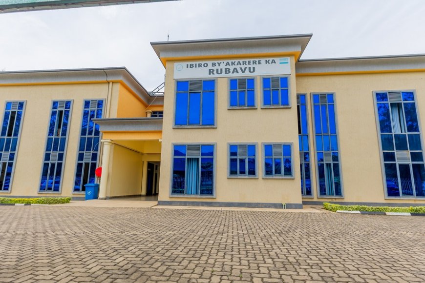 Rubavu: Abantu bataramenyekana bibye insinga z’amashanyarazi