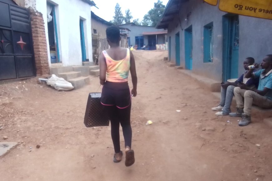 Nyarugenge: Amaze umwaka ararana n’abasore batatu barimo umukunzi we