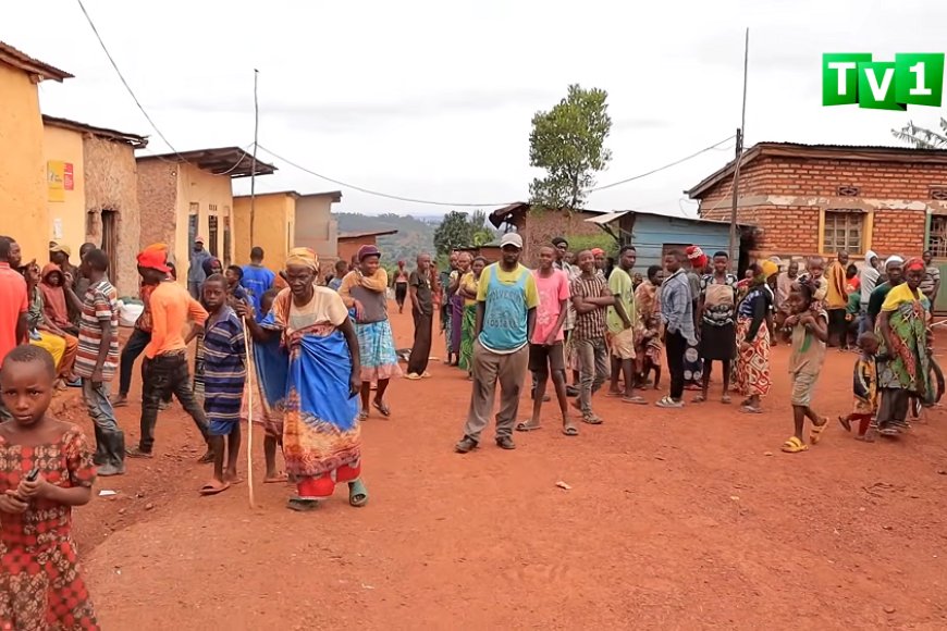 Ngoma: Abagabo bagurisha n’imyenda y’imbere y’abagore kubera urusimbi