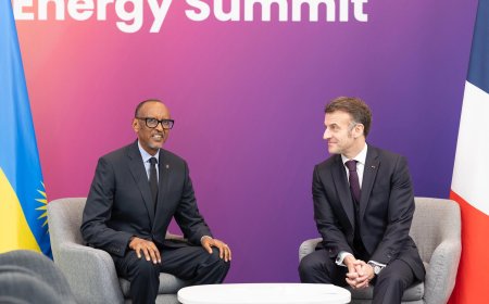 Perezida Kagame na Macron baganiriye ku mubano w’u Rwanda n’u Bufaransa n’umutekano w’akarere
