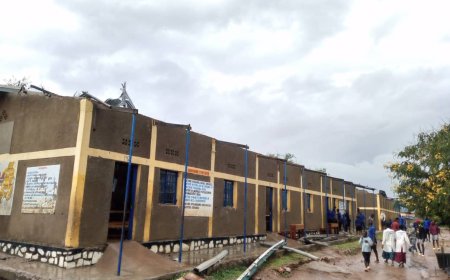 Kayonza: Imvura yasenye inzu nyinshi n'ibyumba by'amashuri (Amafoto)