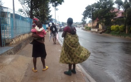 Kigali: Impungenge ku bana babyariye mu muhanda barara muri ruhurura