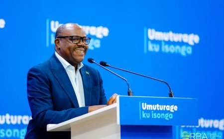 “Tugomba gukora nk’ikipe imwe kandi itsinda” – Minisitiri w'intebe atangiza inama y’abayobozi