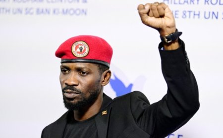 Bobi Wine yongeye kwibasira Gen. Muhoozi, avuga ko ubwenge bwe budashishoza