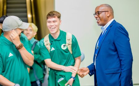 Perezida wa FERWAFA yakoze agashya mu kwakira amakipe ku kibuga cy’Indege 