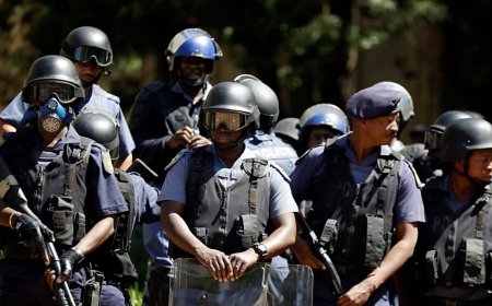 Afurika y’Epfo: Abapolisi 12 bakuru batawe muri yombi bakekwaho ruswa n’uburiganya