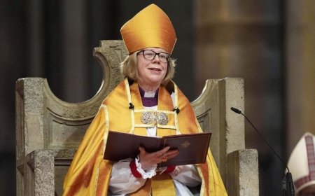 Sarah Mullally yabaye umugore wa mbere uyoboye idini ya Angilikani ku Isi