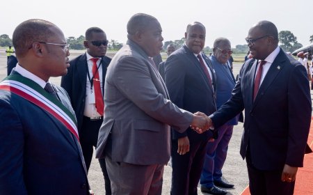 Minisitiri w’Intebe Dr. Nsengiyumva yageze muri Guinée équatoriale mu nama ya OACPS