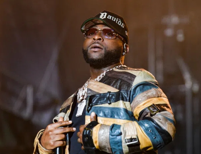 Davido agiye kwihambira ku muziki wo muri Afurika 