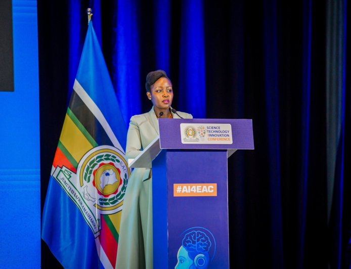 Abanyarwanda barashishikarizwa kwitabira gukoresha AI mu kuzamura umusaruro w'igihugu