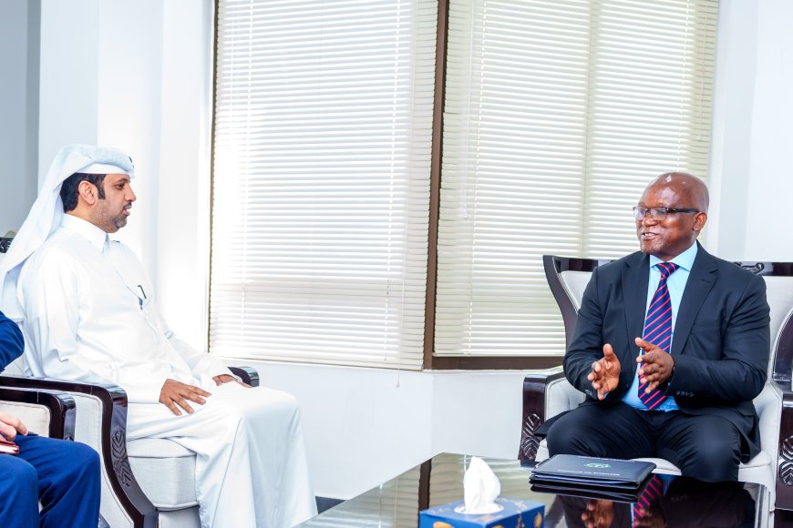 Ambasaderi wa Qatar mu Rwanda yaganiriye na Minisitiri w’Ingabo ku bufatanye bw’ibihugu byombi