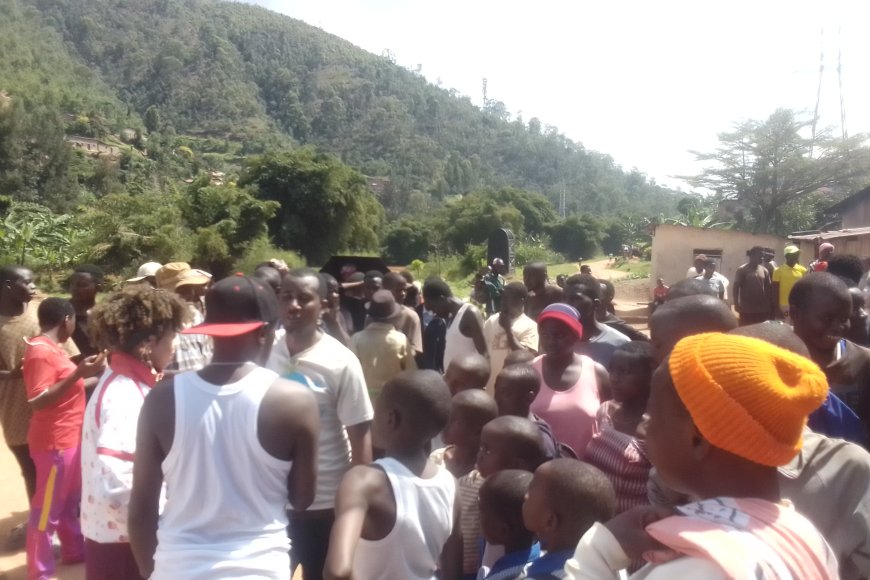 Kigali: Barifuza ko uwaririmbye " Igitenge aragitosa" abihanirwa