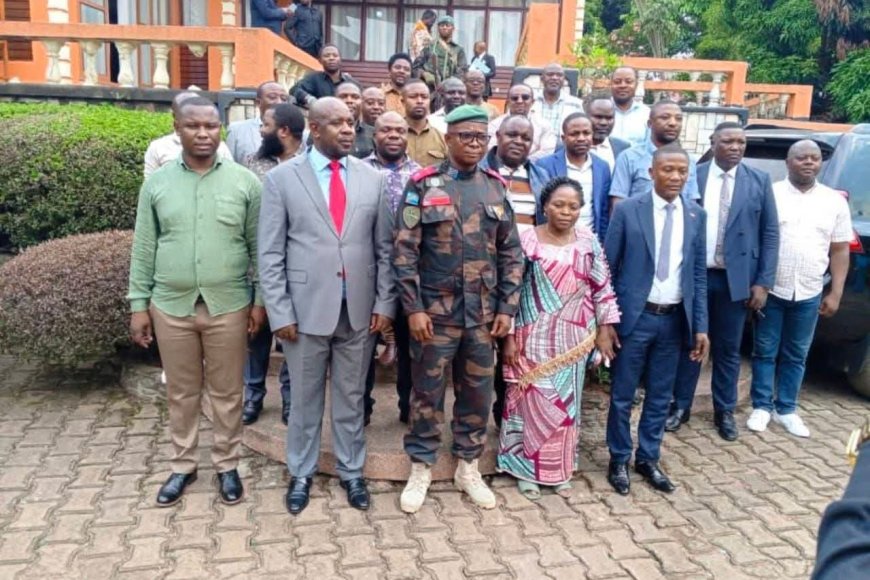 Abadepite bo muri Kivu ya Ruguru barataka ubukene aho bamaze  amezi 8 badahembwa