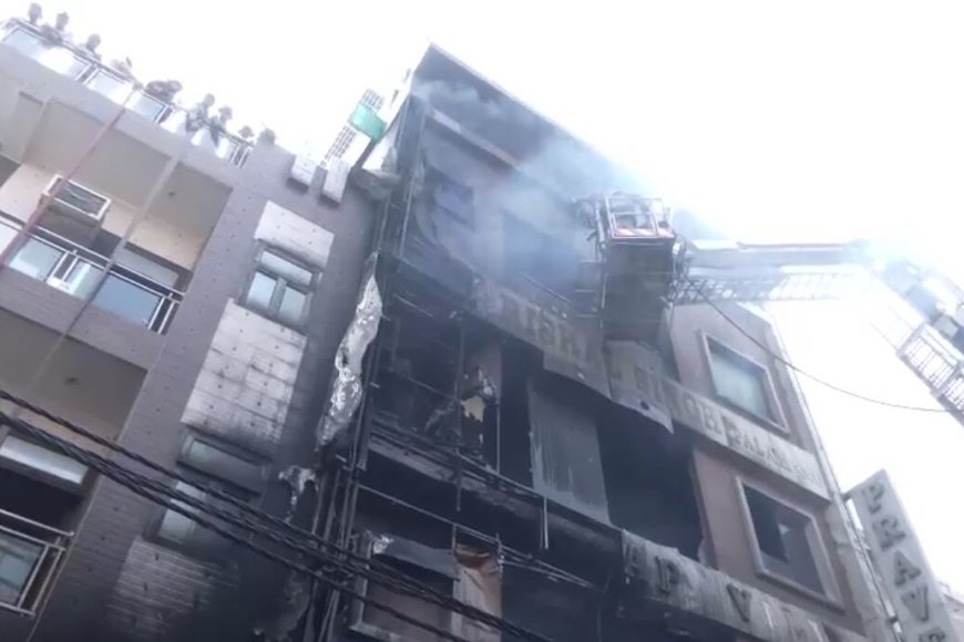 U Buhinde: Inkongi y'umuriro yibasiye inyubako yahitanye abantu 9