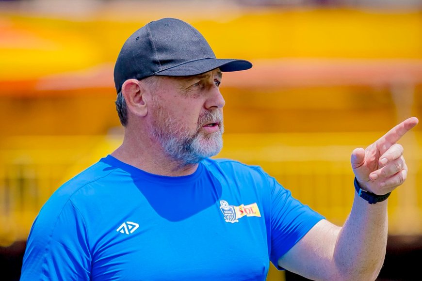 Ikipe ya Rayon Sports yirukanye Umutoza ihita ijya ku isoko