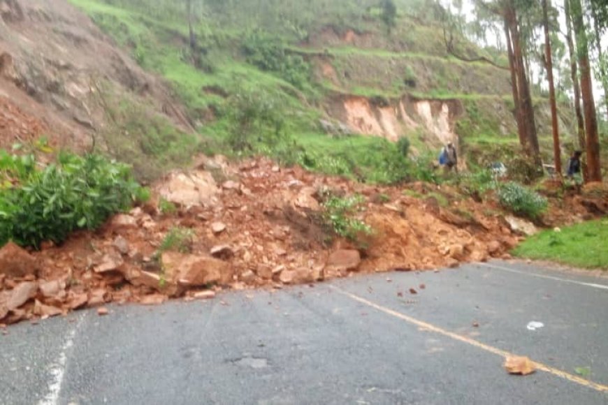 Muhanga:Inkangu yafunze umuhanda