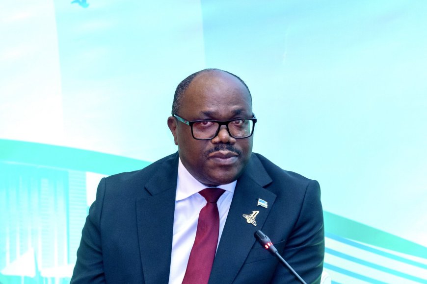 Minisitiri w'intebe Dr. Nsengiyumva yatanze ikiganiro ku iterambere rirambye mu nama ya OACPS