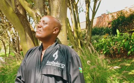 Senderi yasabye abahanzi gukora ibihangano byubaka ubumwe bw’Abanyarwanda