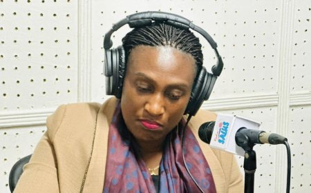 Guverineri Kayitesi yasabye ababyeyi kubwiza ukuri abana babo amahano yabereye muri Jenoside yakorewe Abatutsi