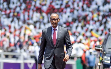 AMAFOTO: Perezida Kagame yitabiriye irahira rya Denis Sassou Nguesso muri Congo-Brazzaville