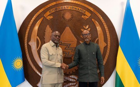 Perezida Kagame yakiriye intumwa z’Ubwami bwa Ashanti
