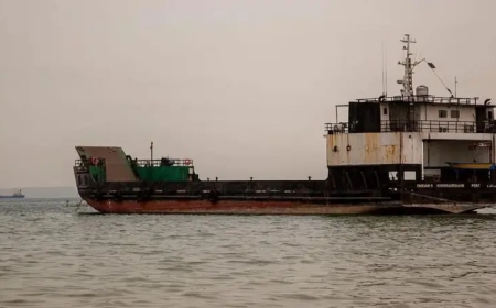 Iran ntiteze gufungura Hormuz, izarwana kugeza ku mwuka wa nyuma